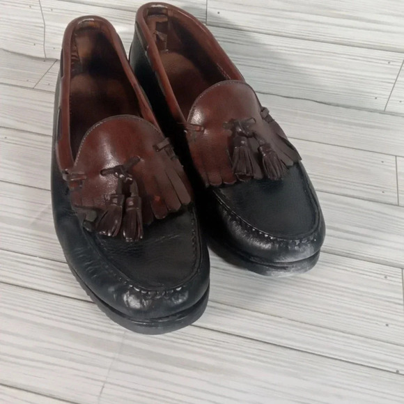 Allen Edmond men's 11 loafer Nashua black n brown tassel kitties slip on - Picture 2 of 8